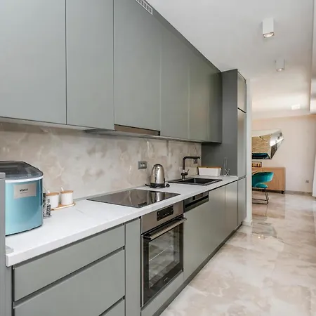 Lovely In With Kitchen