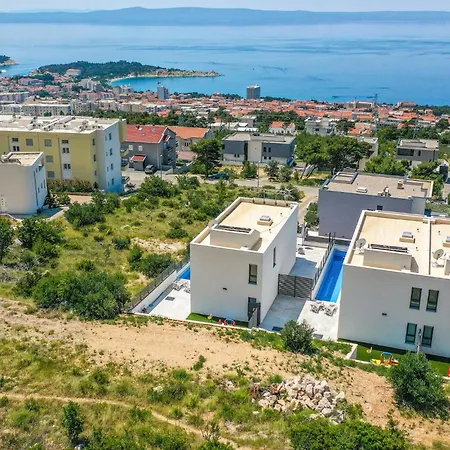Dom wakacyjny Amazing In With 3 Bedrooms, Jacuzzi&outdoor Swimming Pool Makarska